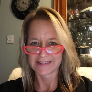 Meet your Posher, Alison